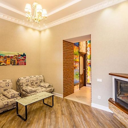 Vip Apartments リヴィウ エクステリア 写真